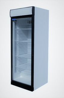 Шкаф холодильный объемом 452 л