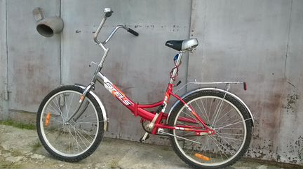 Продается дорожный велосипед Стелс 710