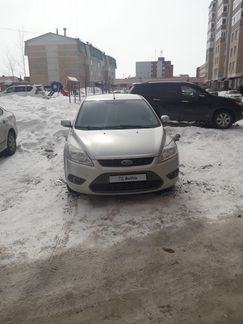 Ford Focus 1.4 МТ, 2010, седан