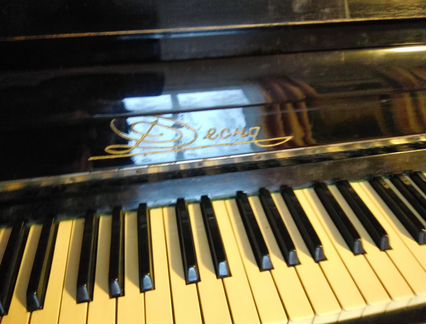 Пианино Десна