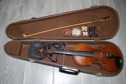 Музыкальный инструмент Скрипка. 1/2. J.H.Z. №. 109