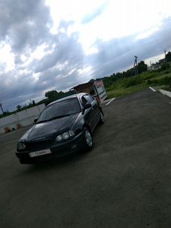 Toyota Avensis 1.6 МТ, 1998, седан