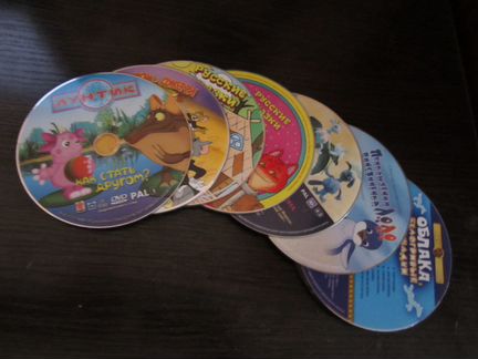 DVD-диски с мультфильмами (бесплатно)