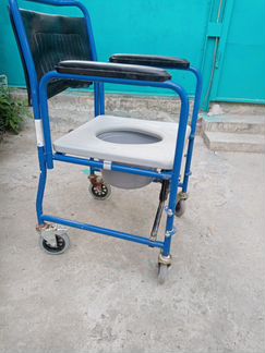 Инвалидная коляска с биотуалетом