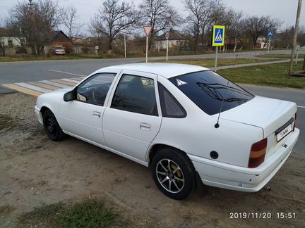 Opel Vectra 1.6 МТ, 1990, 300 000 км