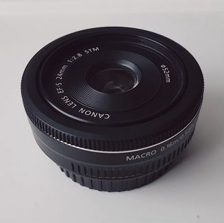 Canon 24 mm EF-S 2.8