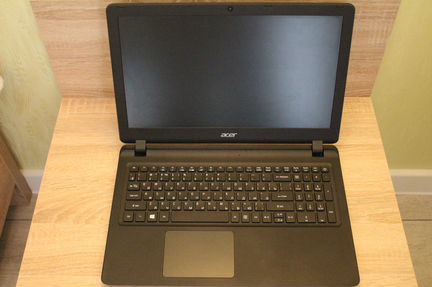 Ноутбук Acer Aspire ES1-523