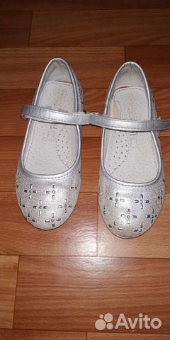 Туфли для девочки и балетки для танцев