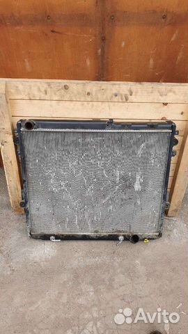 Радиатор охлаждения Toyota Land Cruiser 200
