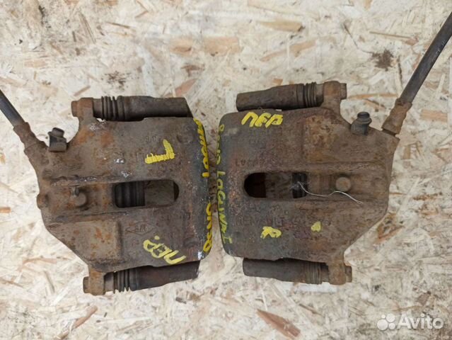 Суппорт передний Renault Laguna 1