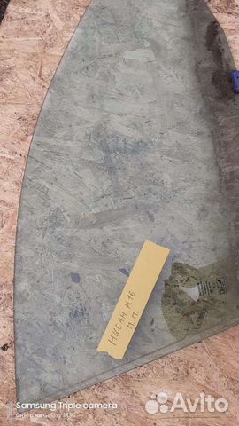 Стекло правой передней двери Nissan Almera n16