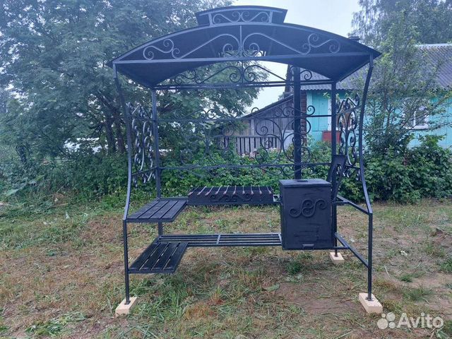 Мангал с крышей навесом