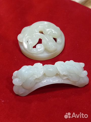 Китайская старинная резьба. Нефрит, драконы.19 век