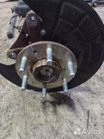 Dodge RAM 2019- полуось задняя