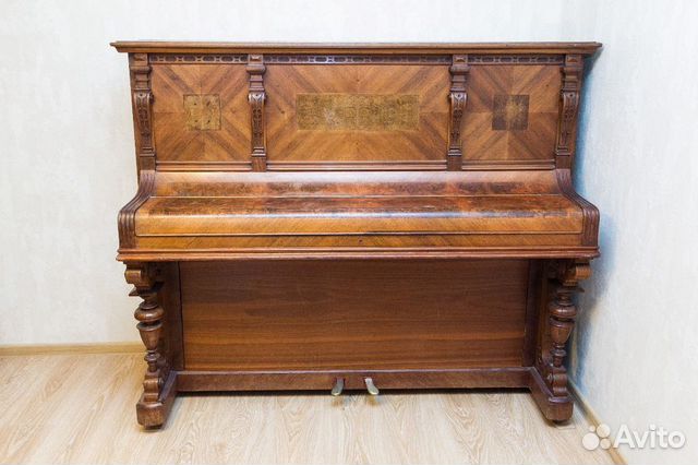 Антикварное пианино