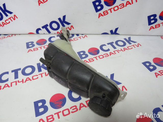 Бачок расширительный mercedes E290 Turbodiesel 210