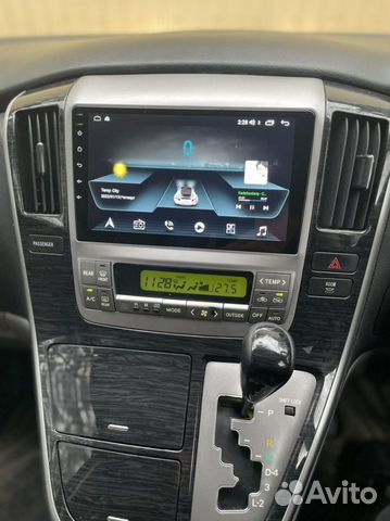 Магнитола андроид на Toyota Alphard