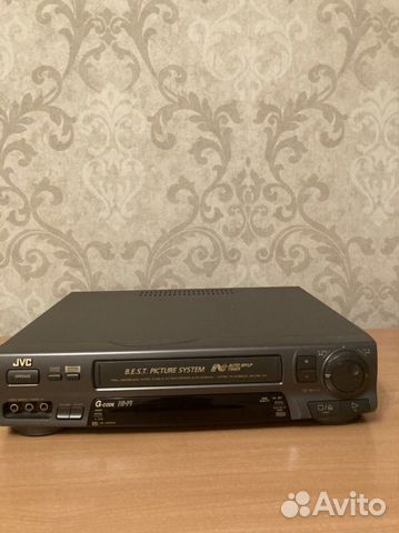 Видеомагнитофон JVC HR-j635EA
