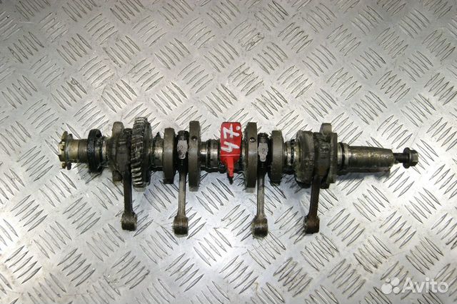 Коленвал Suzuki GSX-R250/GSF250 Bandit