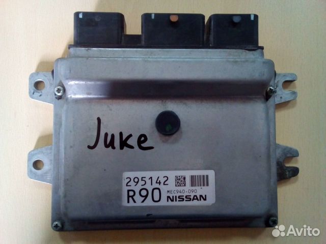 Блок управления двигателем. Ниссан жук