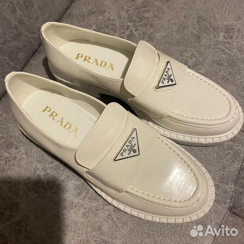 Лоферы Prada