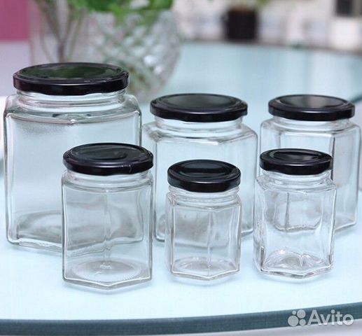 Банки с крышками