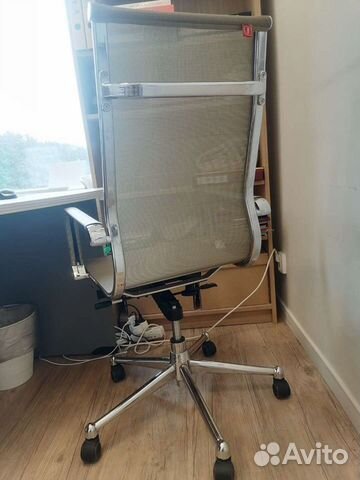 Офисное кресло руководителя бу