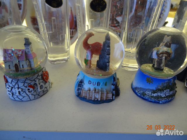 Сувенирные шарики из разных стран