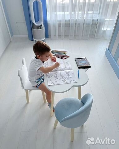 Детский стол и стул