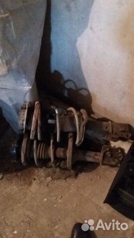 Стойки передние мазда 626