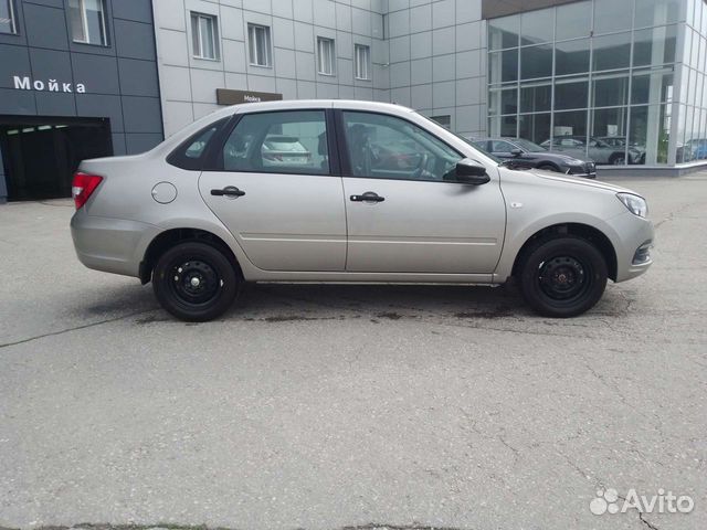 LADA Granta 1.6 МТ, 2022