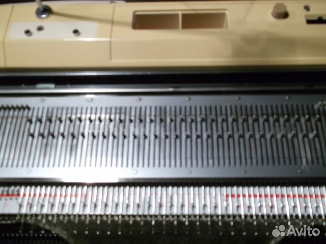 Вязальная машина Бразер brother 830/830 Япония Вязальная машина Бразер brother 830/830 Япония