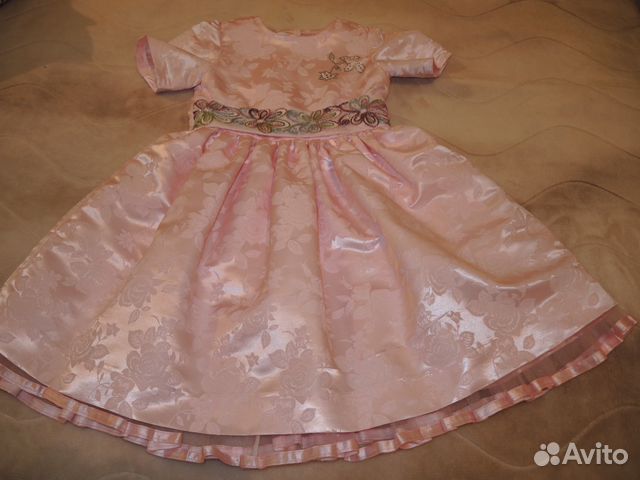 Нарядное платье Нарядное платье