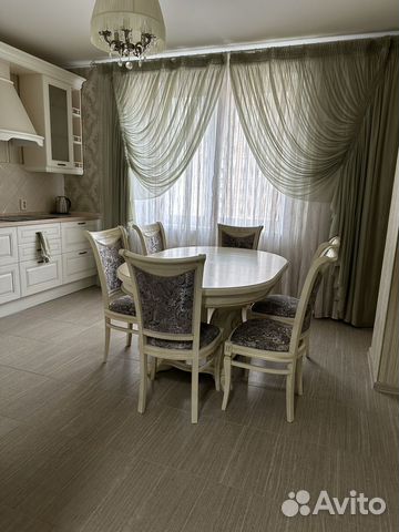 

2-к. квартира, 71 м², 2 кровати