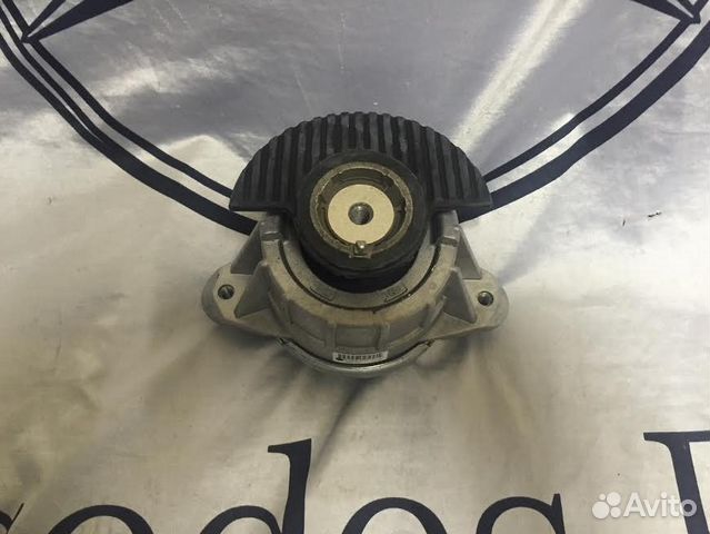 Подмоторная подушка Mercedes w212 w204 w207 w218 Подмоторная подушка Mercedes w212 w204 w207 w218