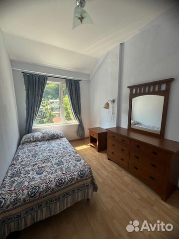 

2-к. квартира, 75 м², 4/4 эт.
