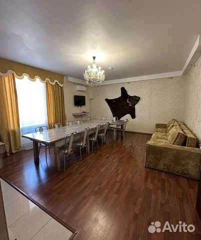 

6-к. коттедж, 303 м²
