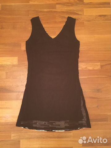 Платье с поетками Платье с поетками