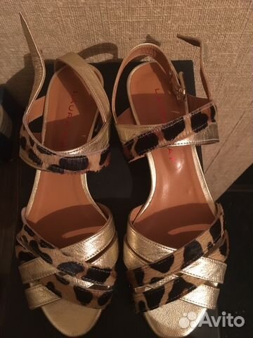Босоножки новые