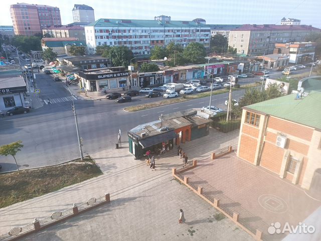 

2-к. квартира, 56 м², 4/5 эт.
