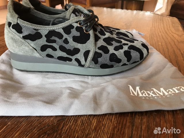 Брендовые кроссовки Max Mara Брендовые кроссовки Max Mara