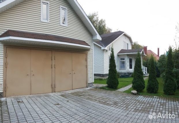 Дом 250 м² на участке 10 сот.