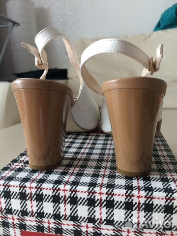 Женские туфли (иск.кожа) Женские туфли (иск.кожа)