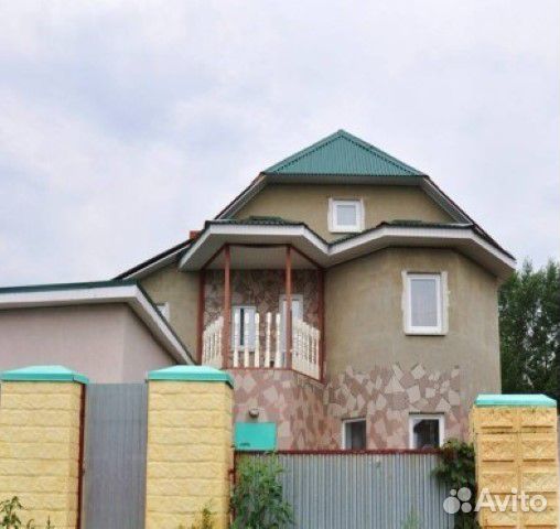 

Коттедж 450 м² на участке 5 сот.