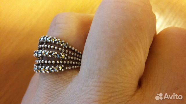 Продаю серебряное кольцо с марказитом Продаю серебряное кольцо с марказитом