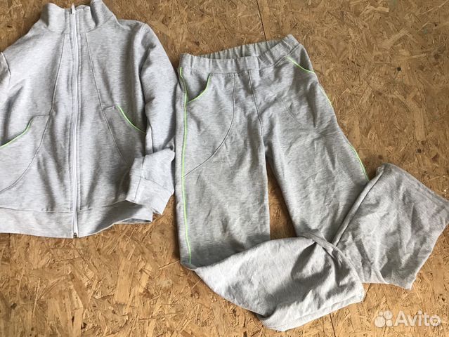 Спортивный костюм Спортивный костюм