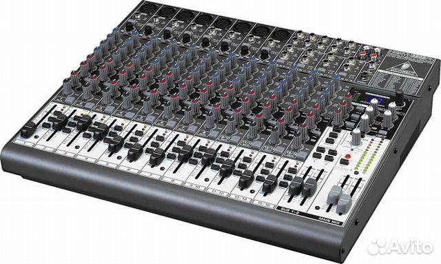 Behringer xenyx 2222USB микшерный пульт