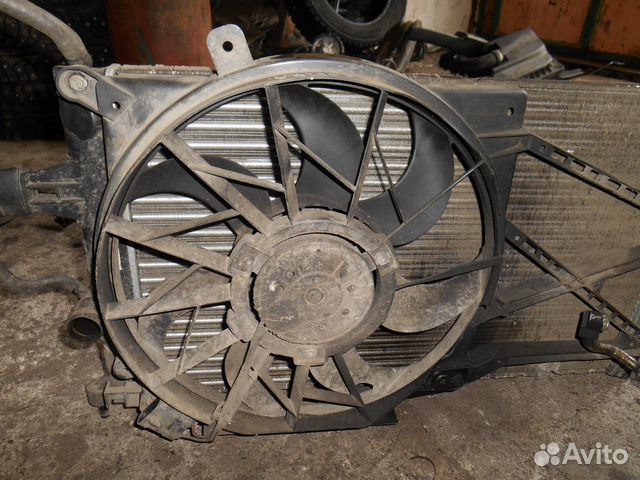 Вентилятор охлаждения радиатора Opel Zafira A F75