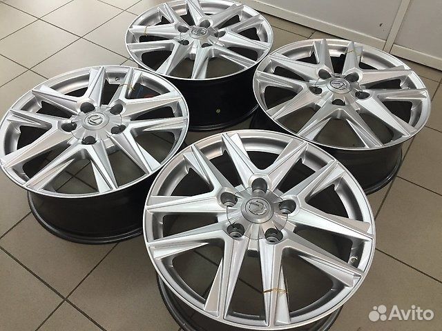 Диски новые на Lexus LX570 r20 8.5j eт60 5x150