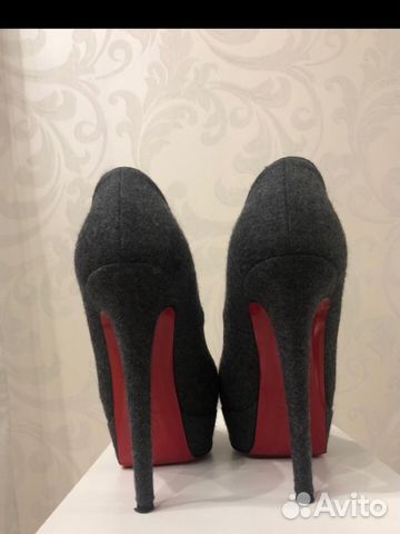 Туфли Christian Louboutin Туфли Christian Louboutin